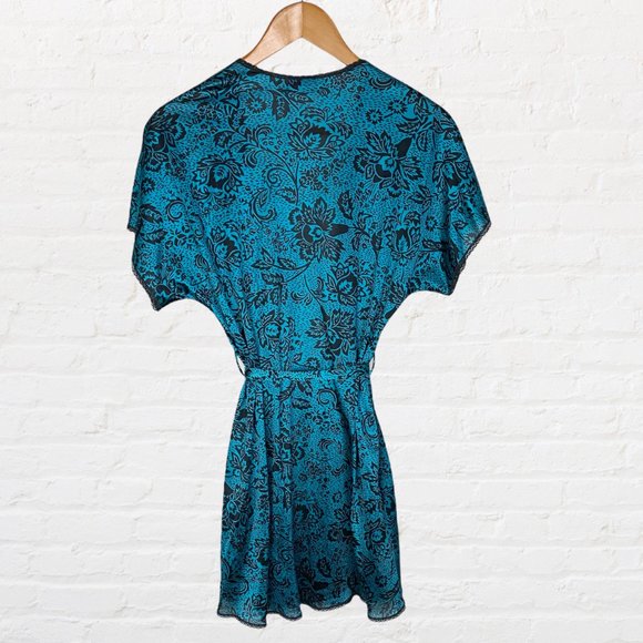 VINTAGE | 1980’s Vanity Fair Teal Black Lace Intimates Slip Dress & Robe Set - Picture 7 of 11